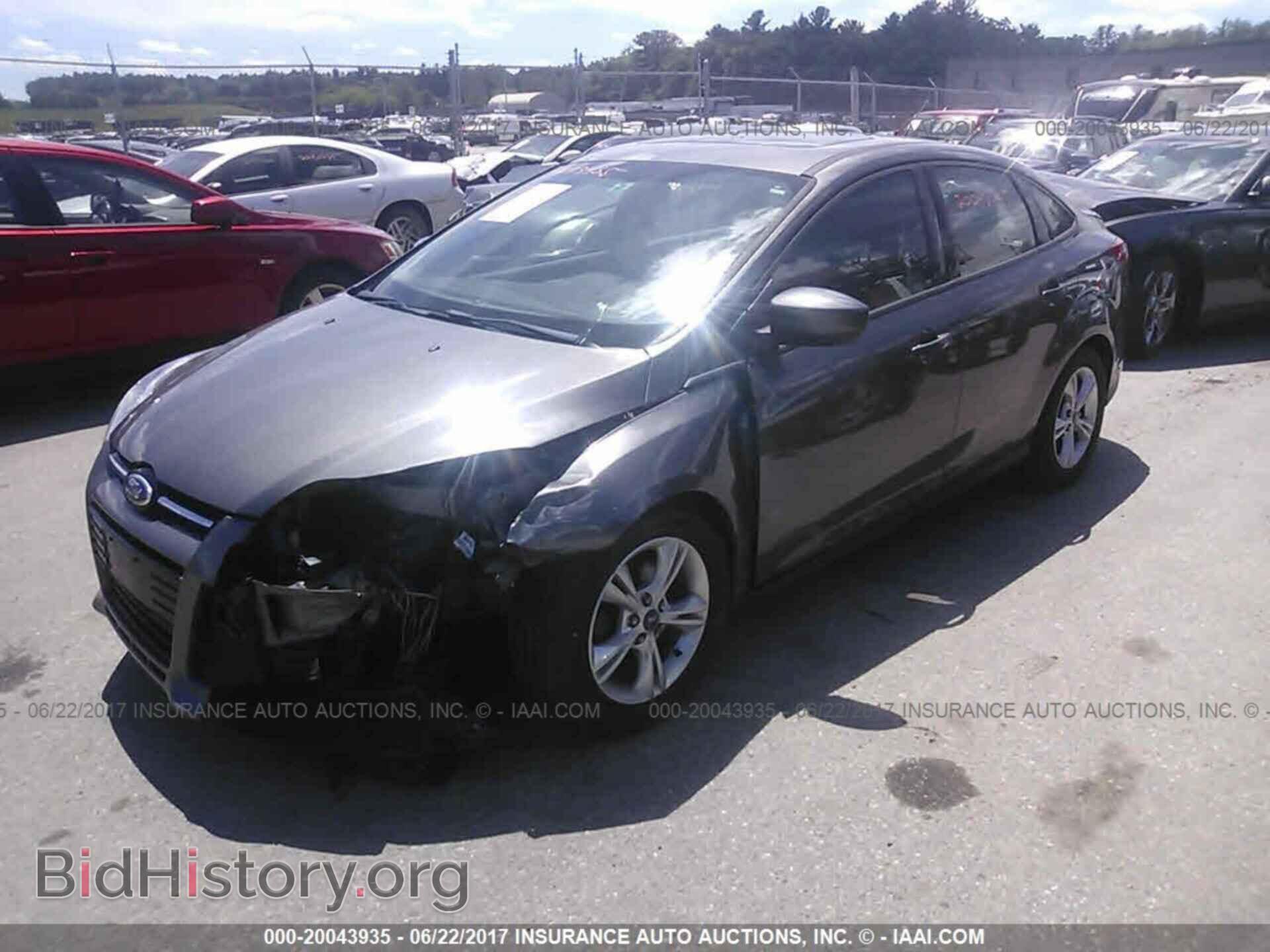 2012 Ford Focus - VIN: 1FAHP3F26CL264678 - Photo 2