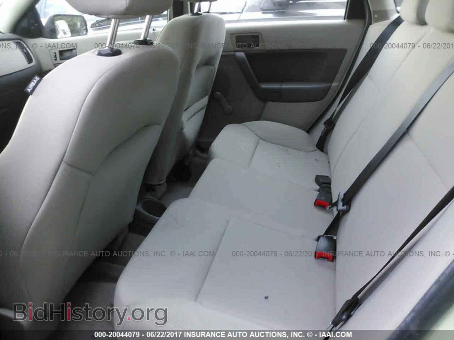 2011 Ford Focus - VIN: 1FAHP3EN4BW166399 - Фото 8