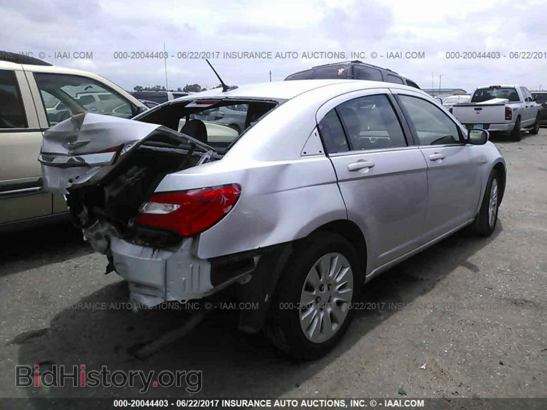 2012 Chrysler 200 - VIN: 1C3CCBAB0CN291997 - Photo 4