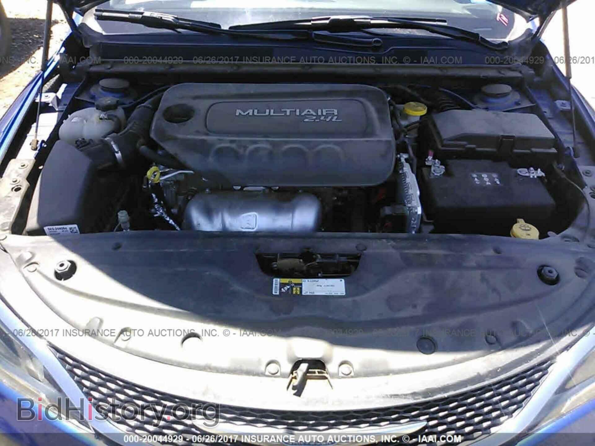 2015 Chrysler 200 - VIN: 1C3CCCAB2FN754247 - Фото 10