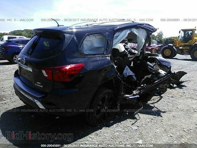 2017 Nissan Pathfinder - VIN: 5N1DR2MM9HC680535 - Фото 4