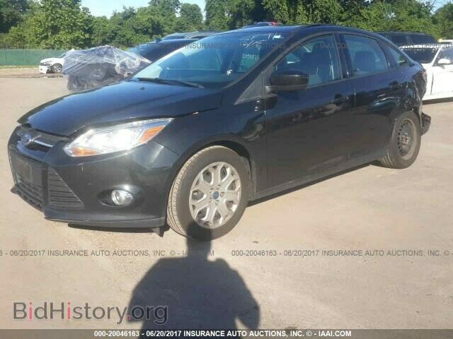 2012 Ford Focus - VIN: 1FAHP3F29CL112085 - Photo 2
