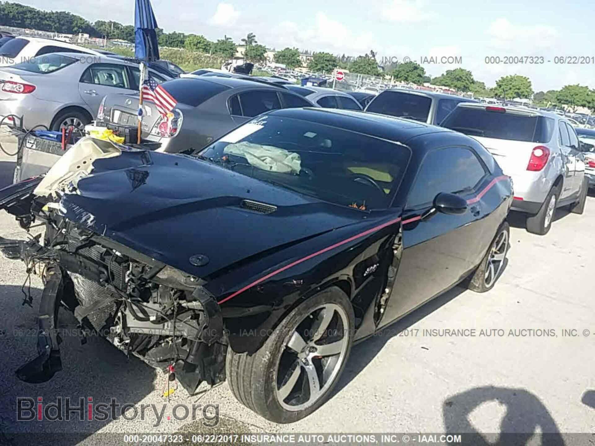 2012 Dodge Challenger - VIN: 2C3CDYCJ9CH143618 - Photo 2