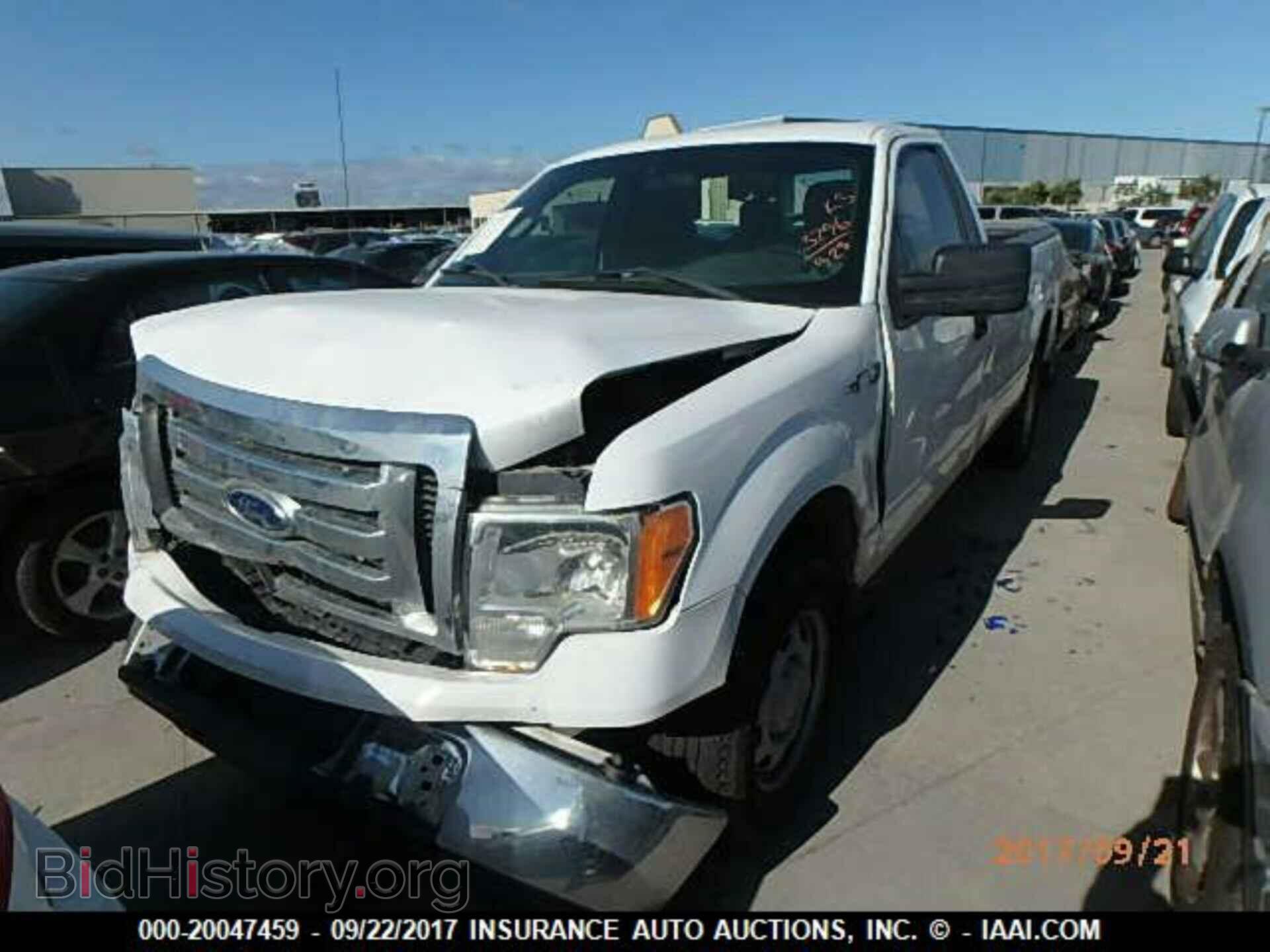2011 Ford F150 - VIN: 1FTNF1CF0BKD45580 - Фото 2