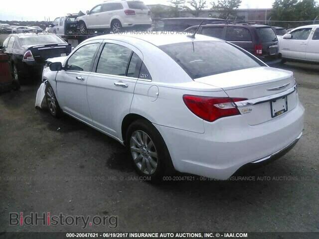 2013 Chrysler 200 - VIN: 1C3CCBCG2DN723211 - Photo 3