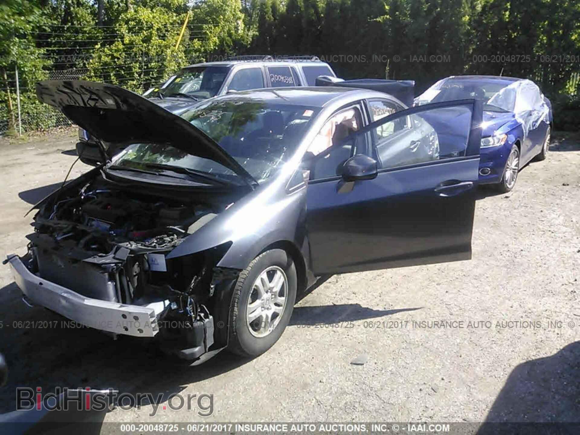 2012 Honda Civic - VIN: 19XFB5F59CE000773 - Photo 2