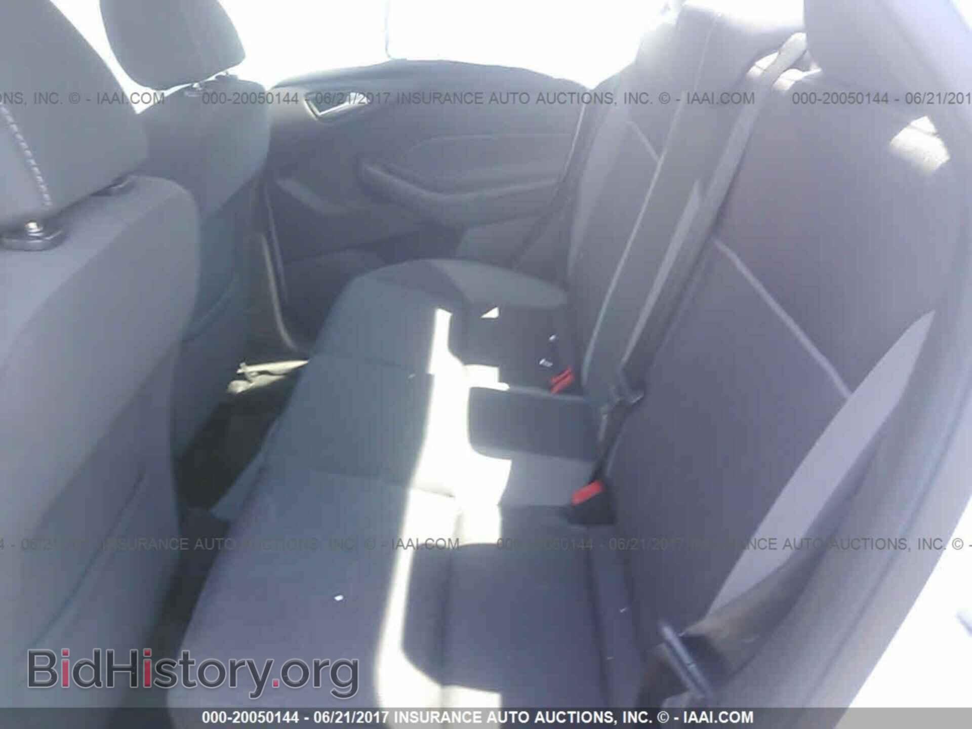 2013 Ford Focus - VIN: 1FADP3F22DL246761 - Photo 8