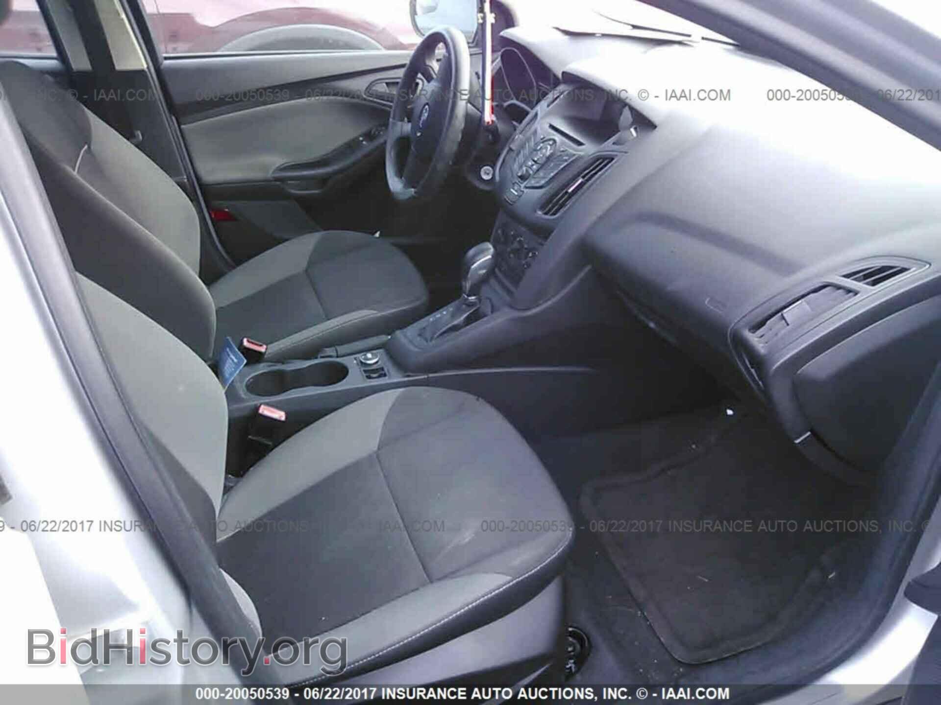 2012 Ford Focus - VIN: 1FAHP3E2XCL409576 - Photo 5