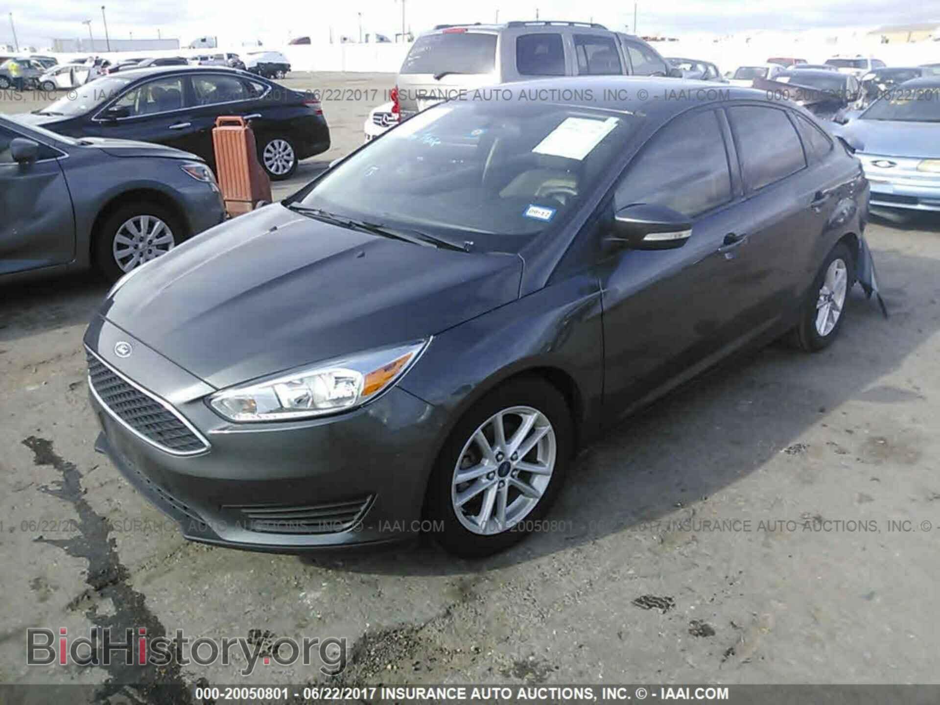 2015 Ford Focus - VIN: 1FADP3F23FL340487 - Фото 2