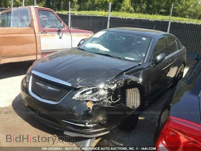2013 Chrysler 200 - VIN: 1C3CCBCG7DN751960 - Photo 2