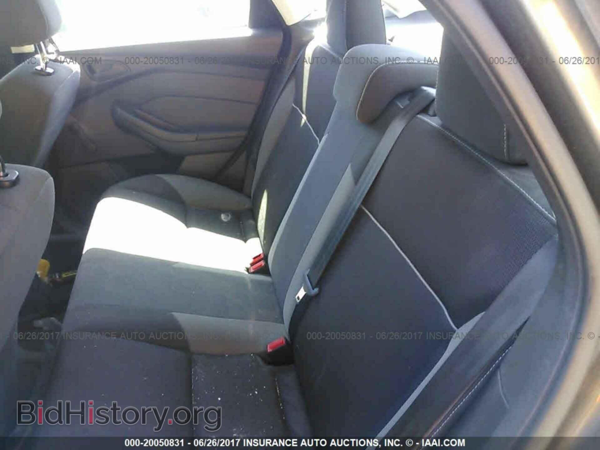 2012 Ford Focus - VIN: 1FAHP3E25CL230880 - Photo 8
