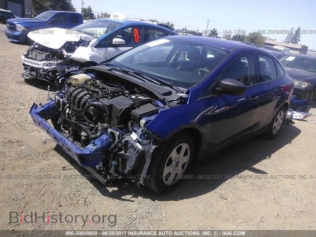 2012 Ford Focus - VIN: 1FAHP3E26CL452733 - Photo 2