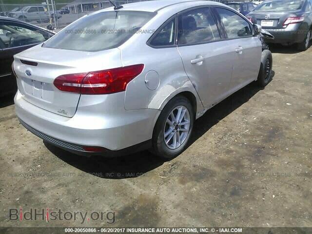 2015 Ford Focus - VIN: 1FADP3F25FL305286 - Photo 4