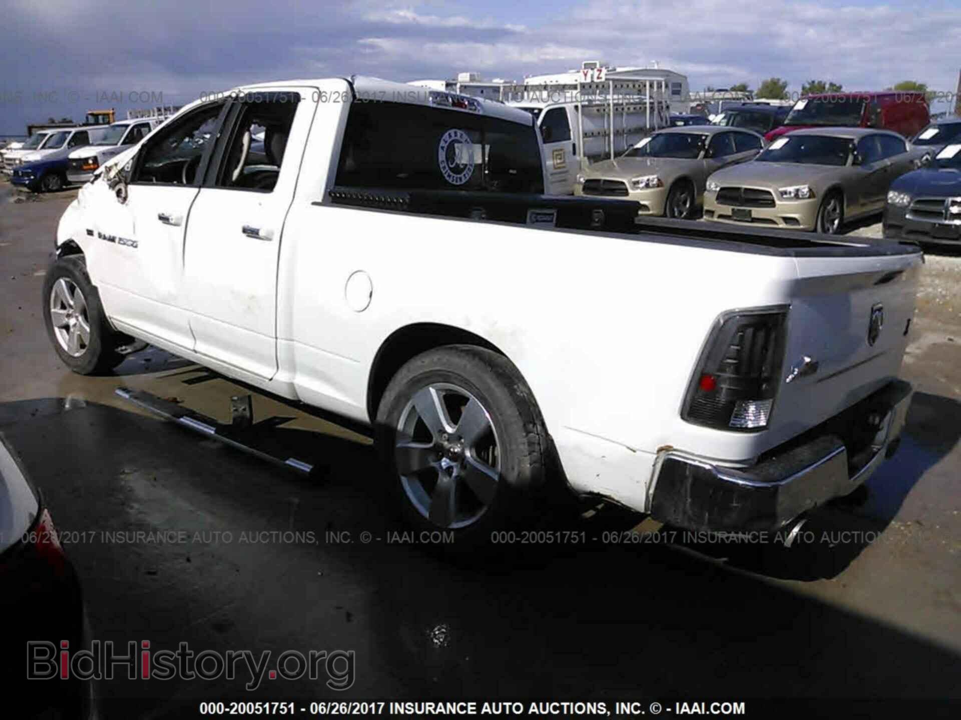 2012 Dodge Ram 1500 - VIN: 1C6RD6GT6CS183872 - Фото 3