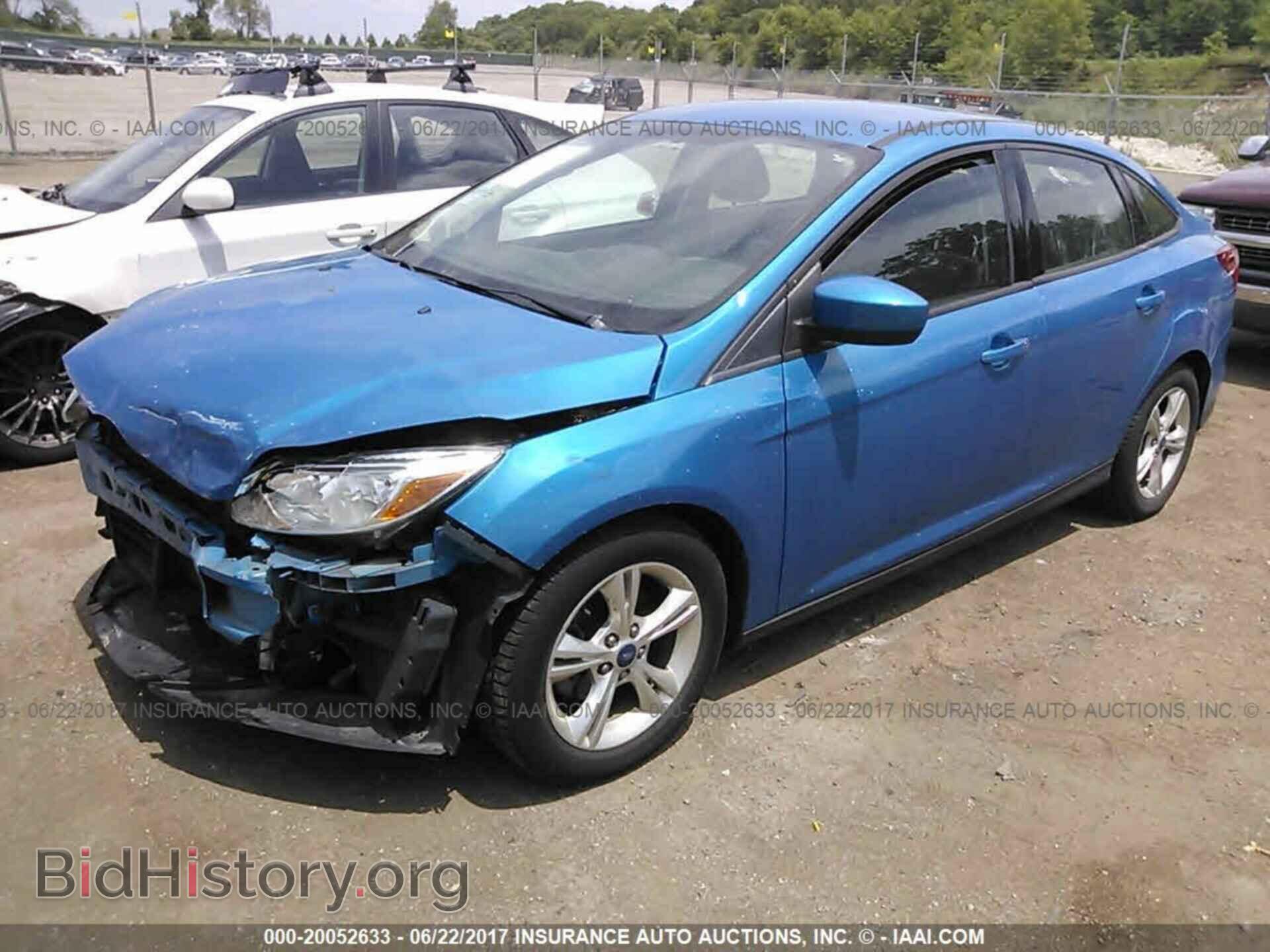 2012 Ford Focus - VIN: 1FAHP3F21CL166254 - Photo 2
