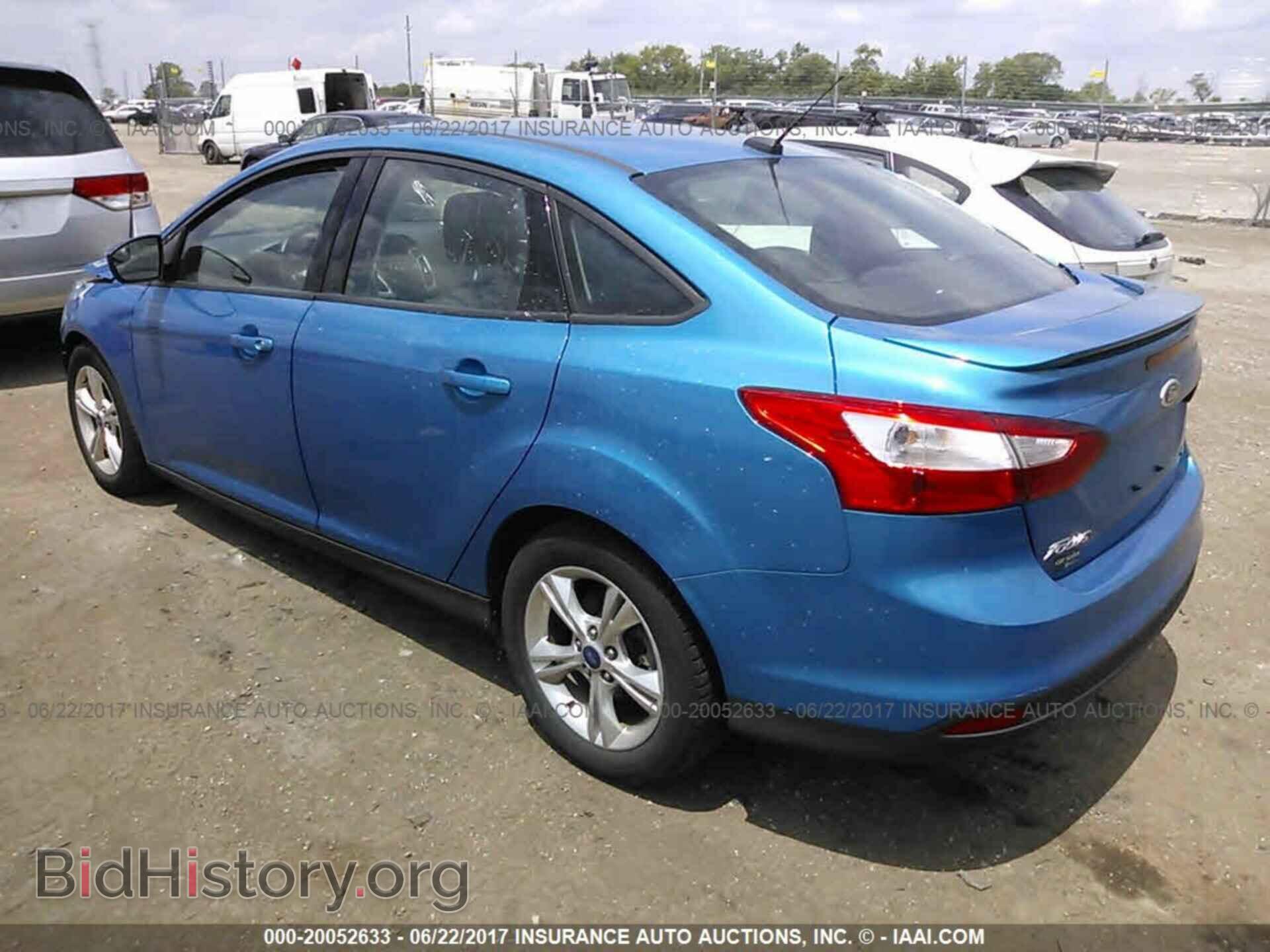 2012 Ford Focus - VIN: 1FAHP3F21CL166254 - Photo 3