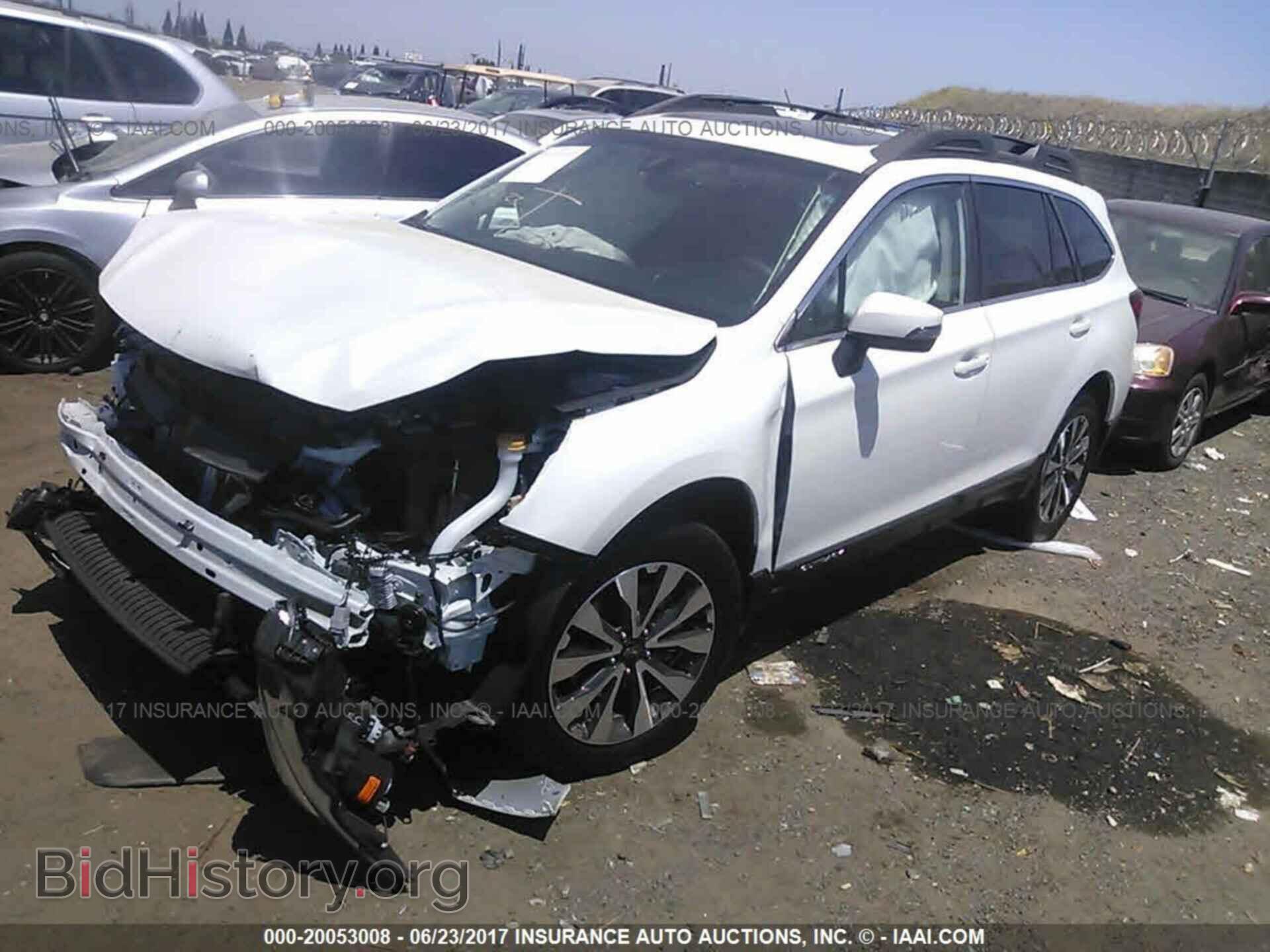 2017 Subaru Outback - VIN: 4S4BSANC3H3313173 - Фото 2
