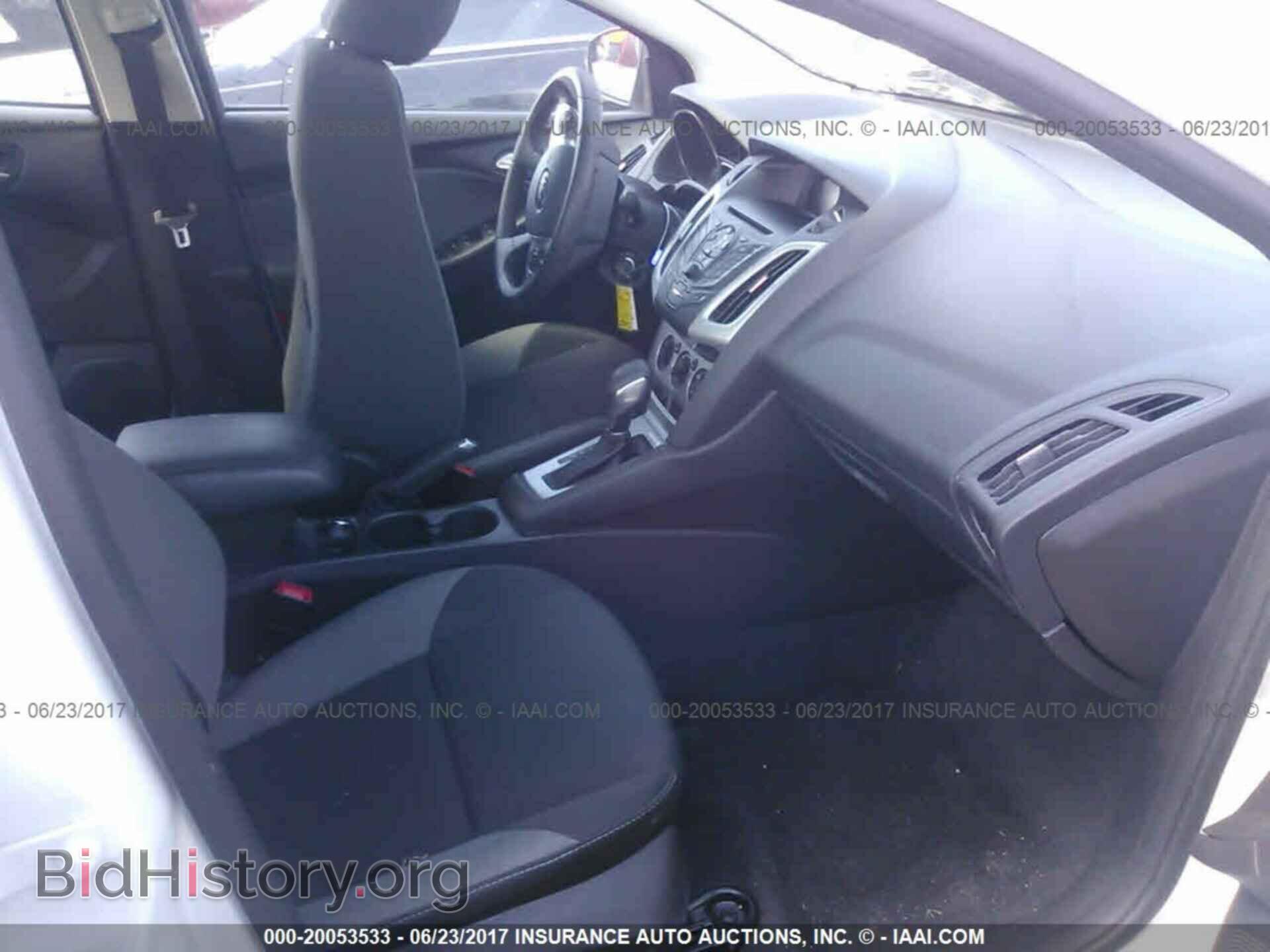 2014 Ford Focus - VIN: 1FADP3F22EL135421 - Фото 5