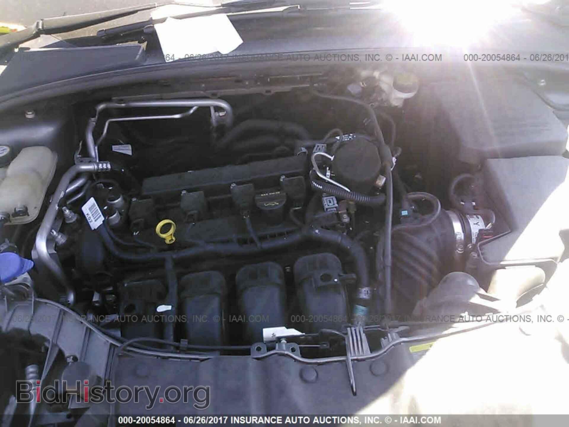2012 Ford Focus - VIN: 1FAHP3F24CL355657 - Photo 10