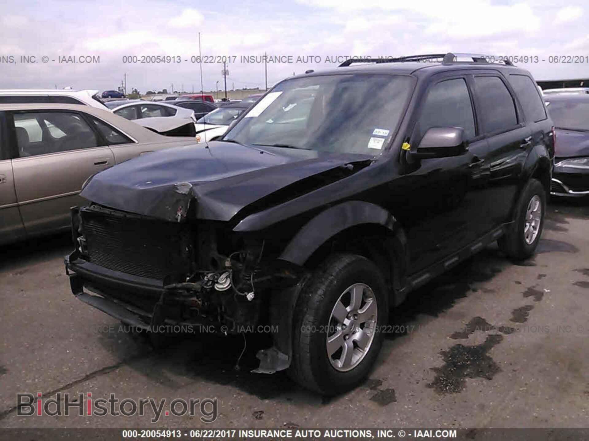 2011 Ford Escape - VIN: 1FMCU0EG7BKA15380 - Photo 2