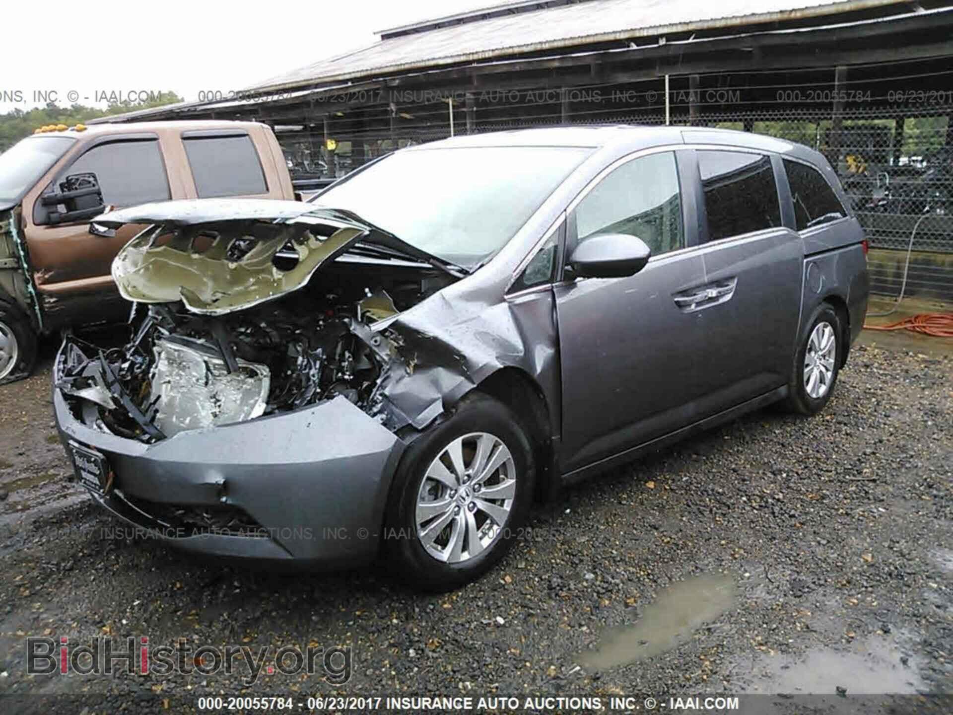 2014 Honda Odyssey - VIN: 5FNRL5H64EB019566 - Фото 2