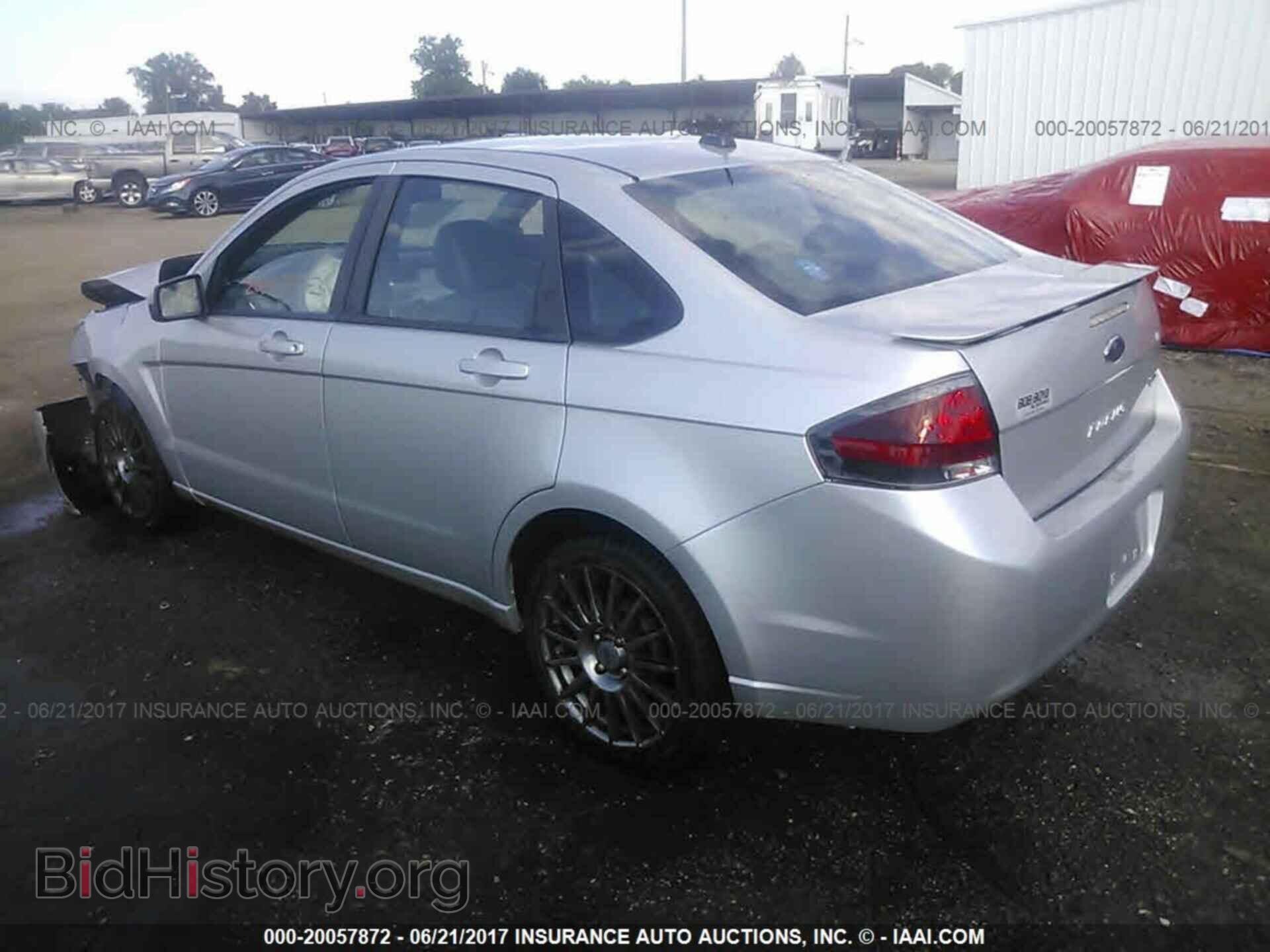 2011 Ford Focus - VIN: 1FAHP3GN1BW127346 - Фото 3