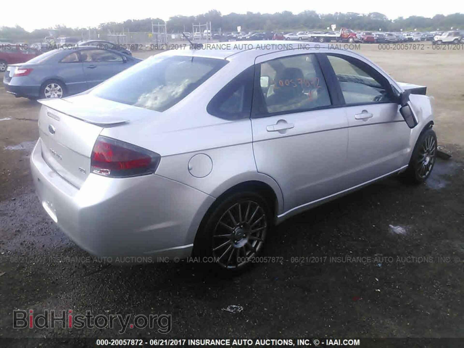 2011 Ford Focus - VIN: 1FAHP3GN1BW127346 - Фото 4