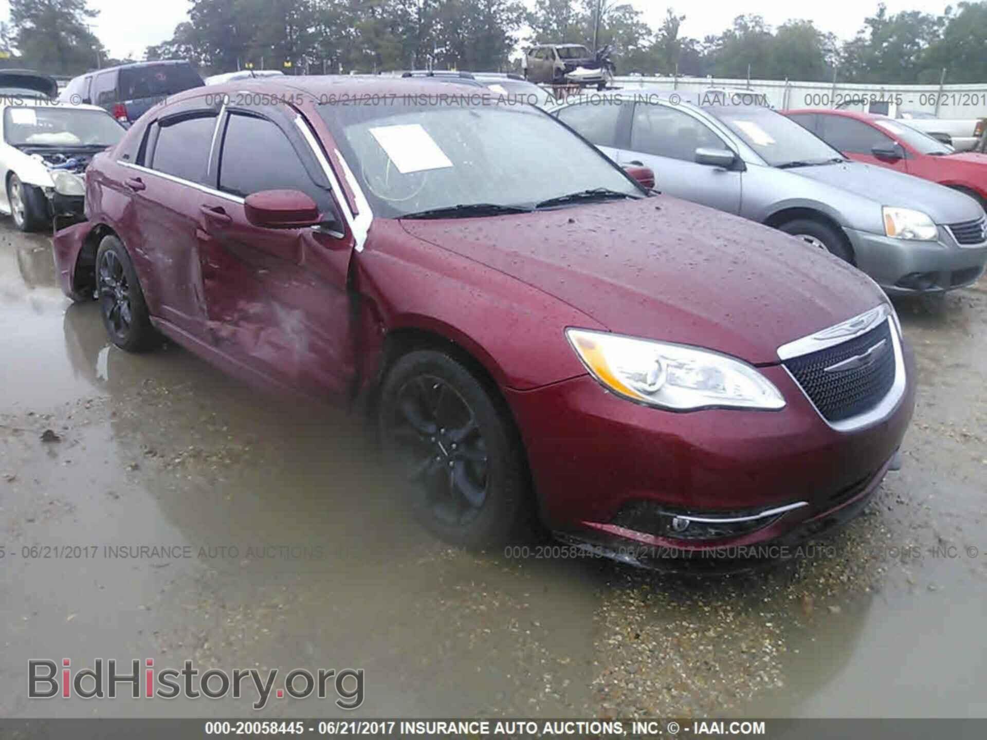 Photo 1C3CCBCG2DN747329 - Chrysler 200 2013