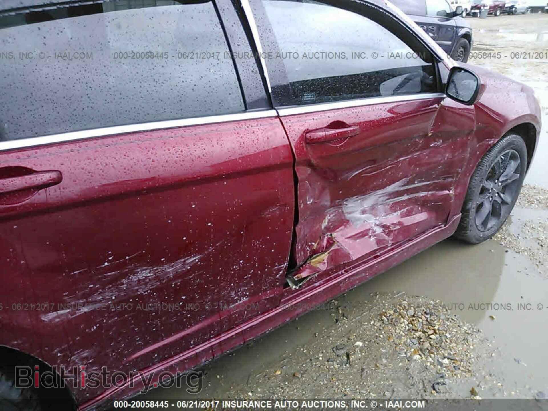 2013 Chrysler 200 - VIN: 1C3CCBCG2DN747329 - Фото 6