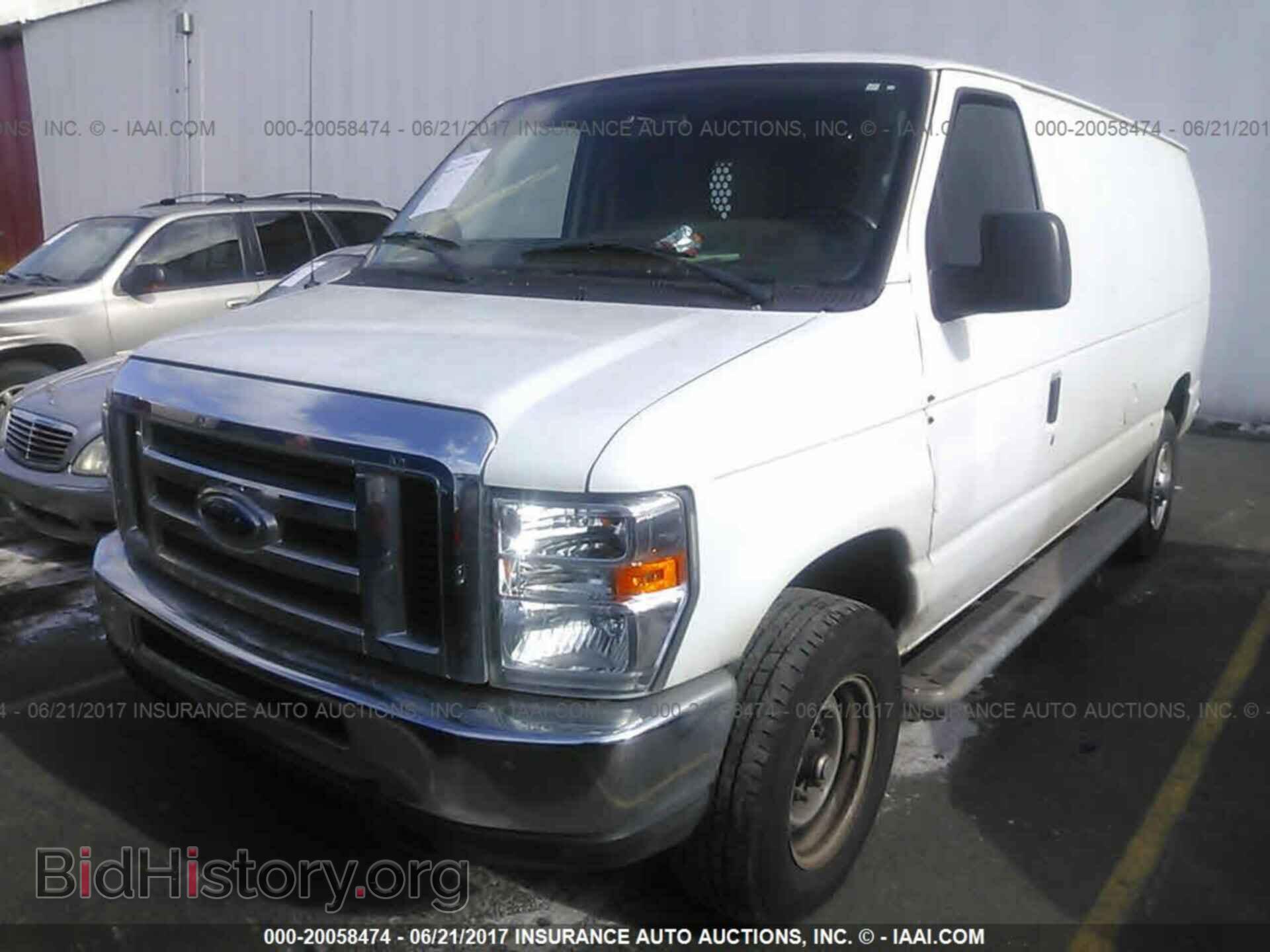 2011 Ford Econoline - VIN: 1FTNE2EW0BDB24331 - Photo 2