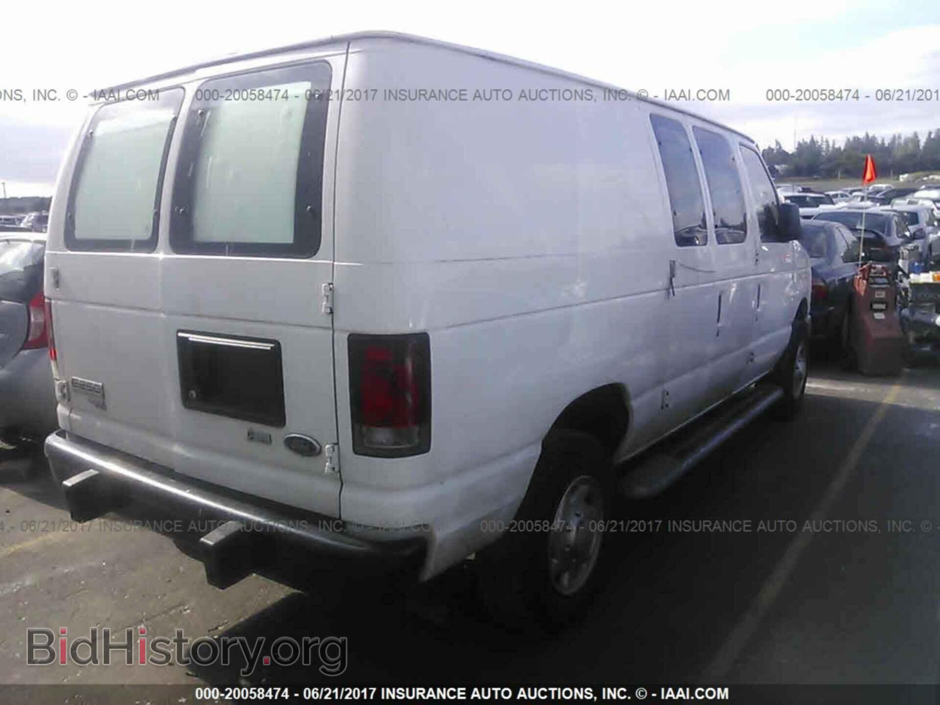 2011 Ford Econoline - VIN: 1FTNE2EW0BDB24331 - Photo 4