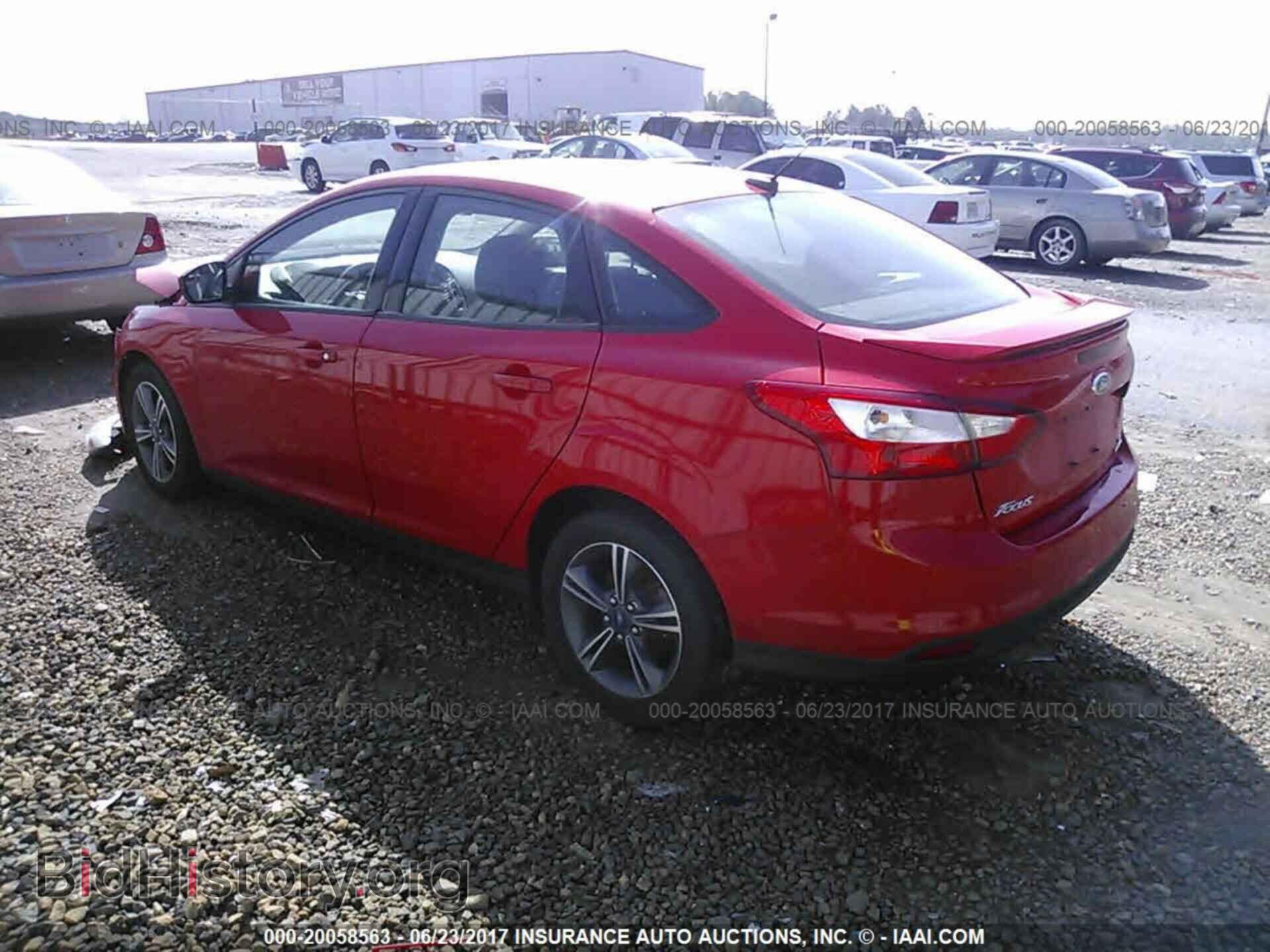 2012 Ford Focus - VIN: 1FAHP3F28CL420400 - Photo 3