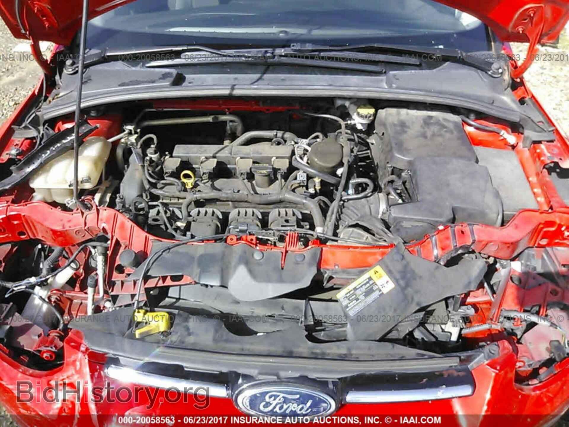 2012 Ford Focus - VIN: 1FAHP3F28CL420400 - Photo 10