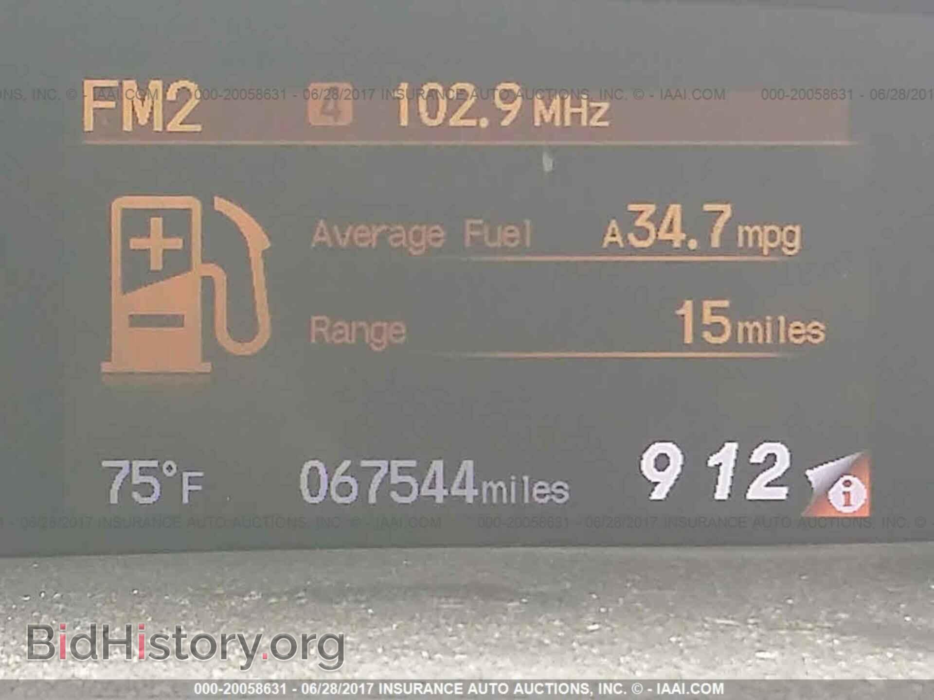 2012 Honda Civic - VIN: 2HGFB2F85CH588315 - Photo 7