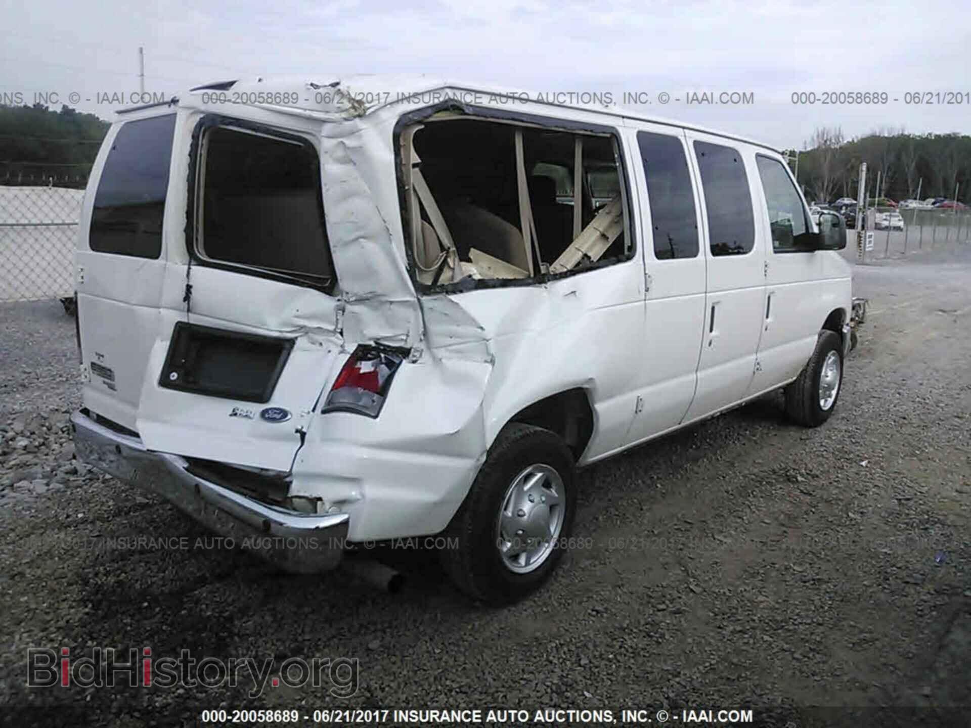 2011 Ford Econoline - VIN: 1FBNE3BL3BDA61360 - Photo 4
