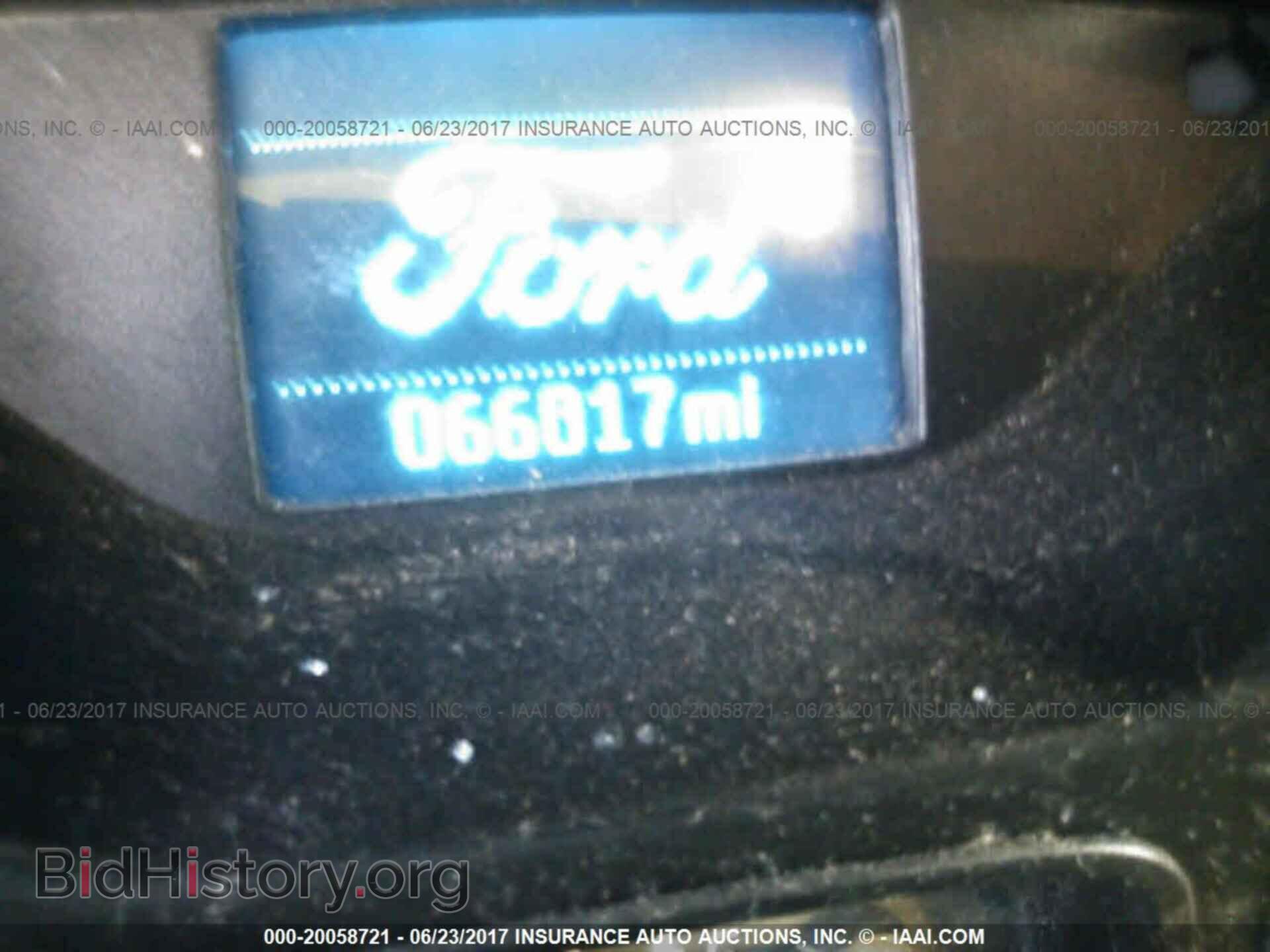 2012 Ford Focus - VIN: 1FAHP3F28CL157745 - Photo 7