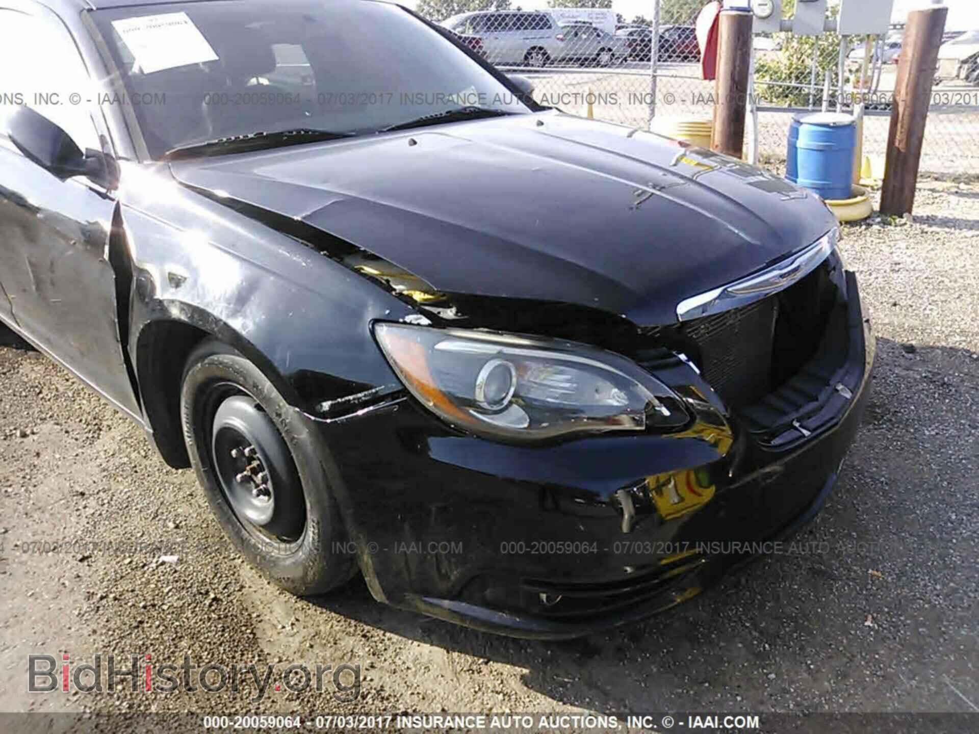 2011 Chrysler 200 - VIN: 1C3BC8FG7BN600608 - Photo 6
