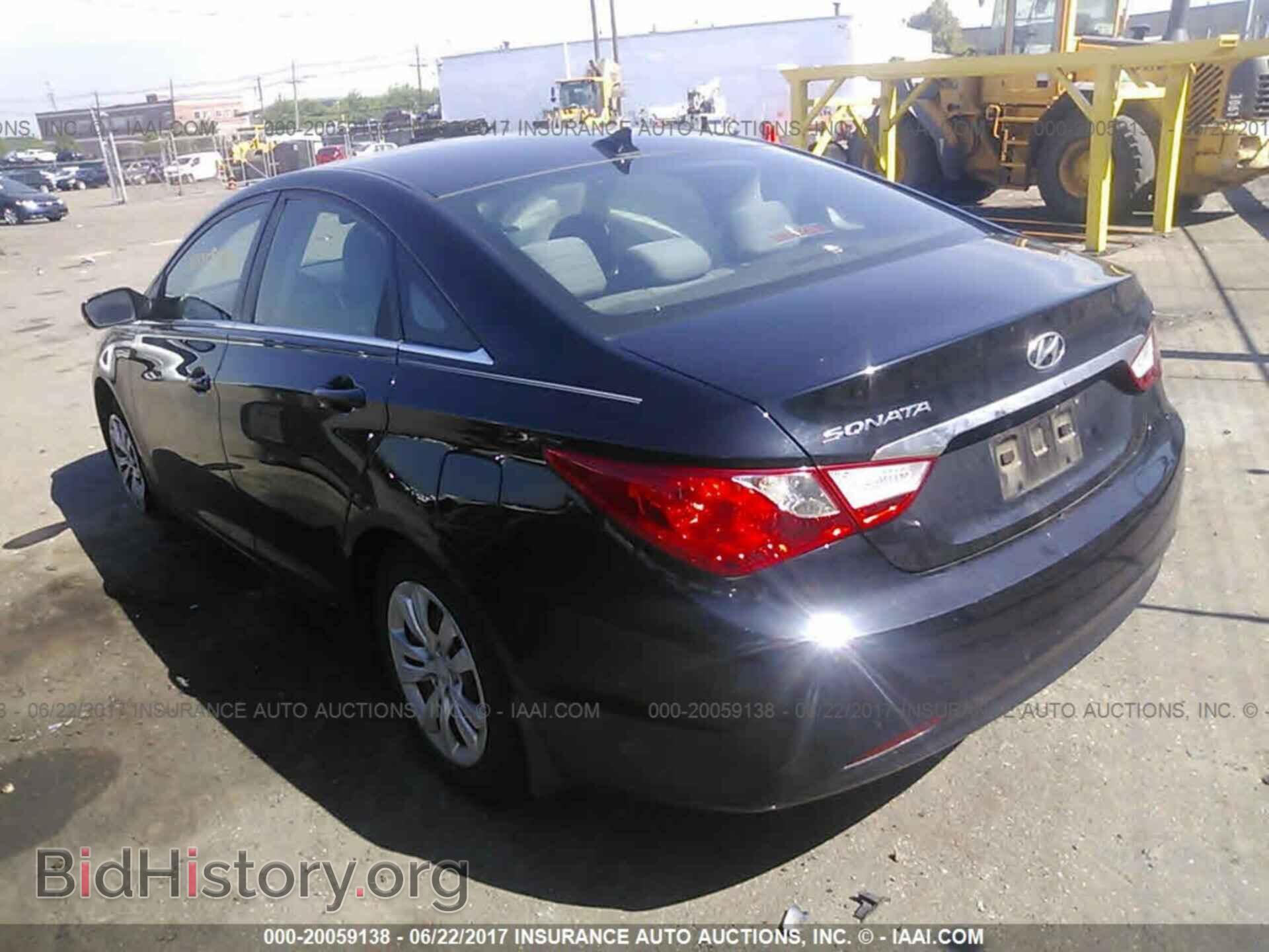 2012 Hyundai Sonata - VIN: 5NPEB4AC5CH479703 - Фото 3