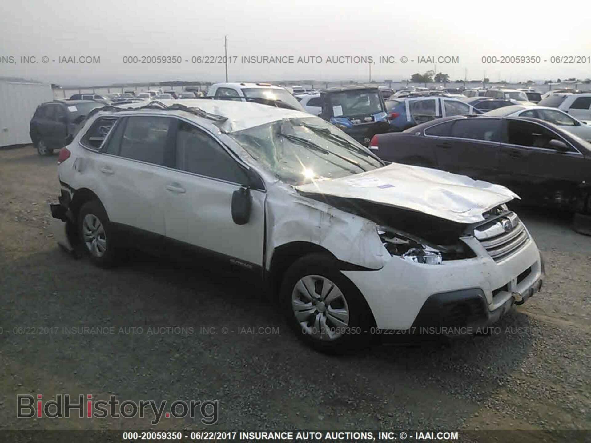 Photo 4S4BRCAC7E3221864 - Subaru Outback 2014