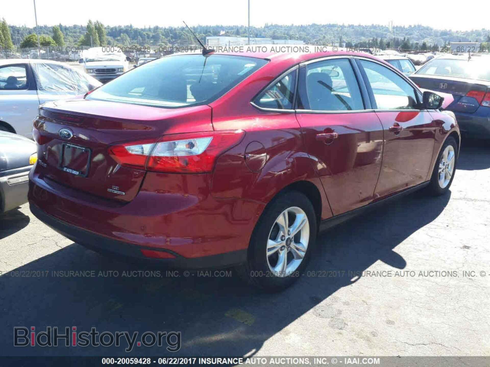 2013 Ford Focus - VIN: 1FADP3F23DL319426 - Photo 4