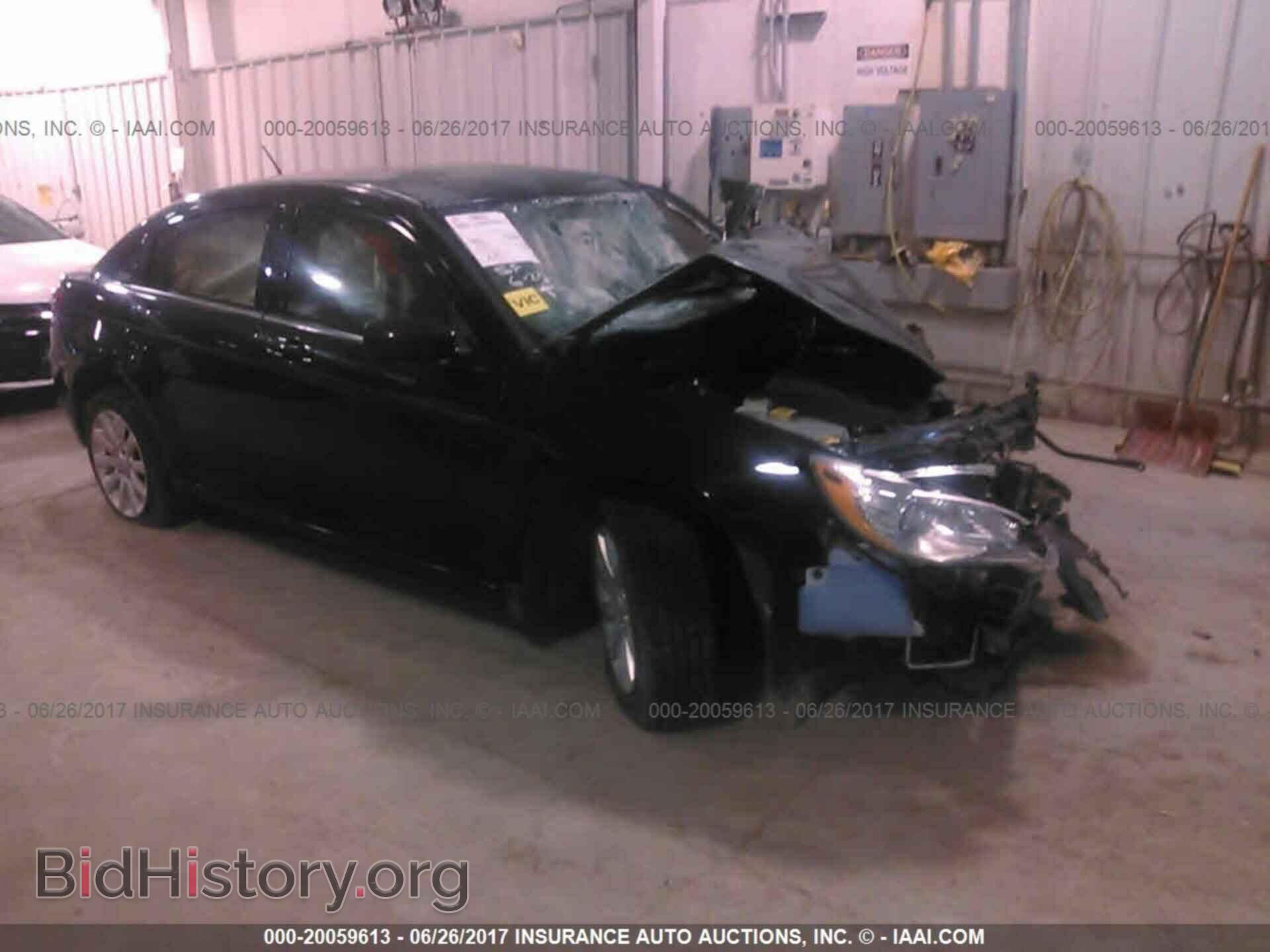 Фотография 1C3CCBBB7CN153906 - Chrysler 200 2012