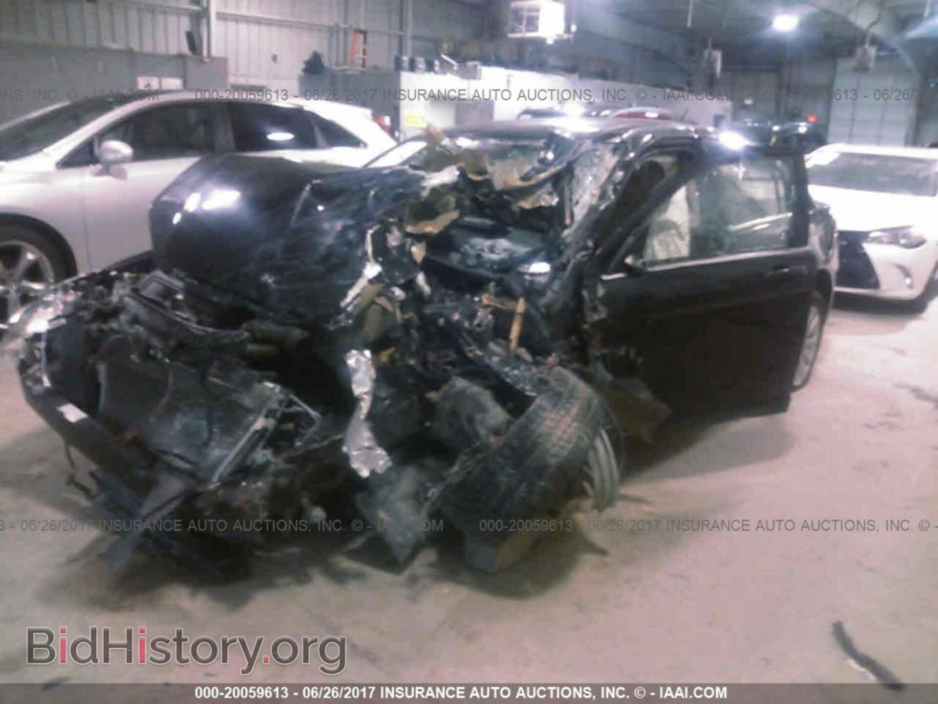 2012 Chrysler 200 - VIN: 1C3CCBBB7CN153906 - Photo 2