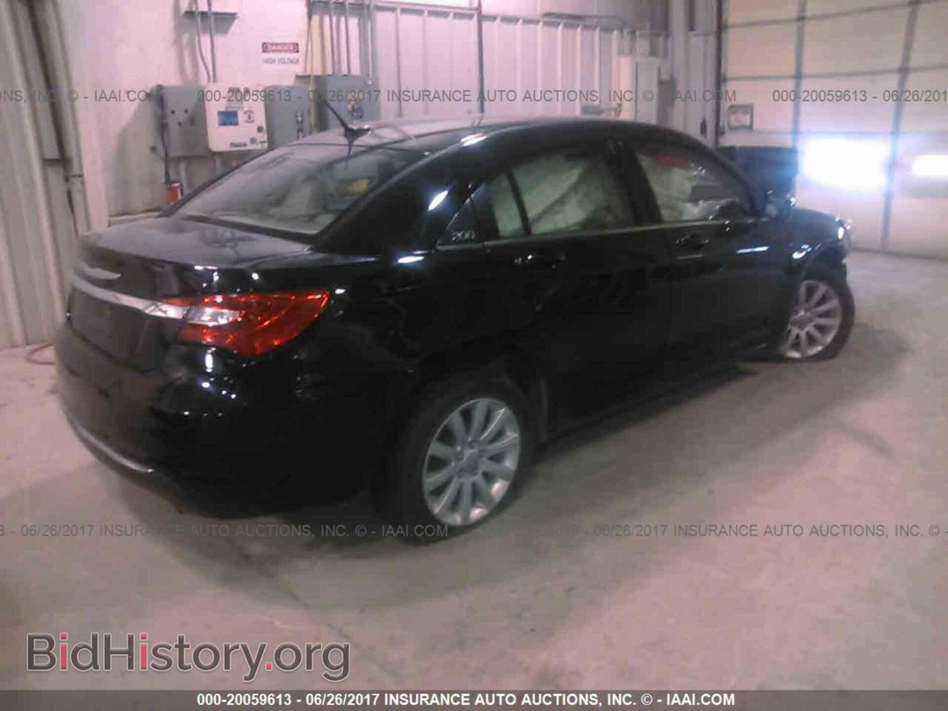 2012 Chrysler 200 - VIN: 1C3CCBBB7CN153906 - Photo 4