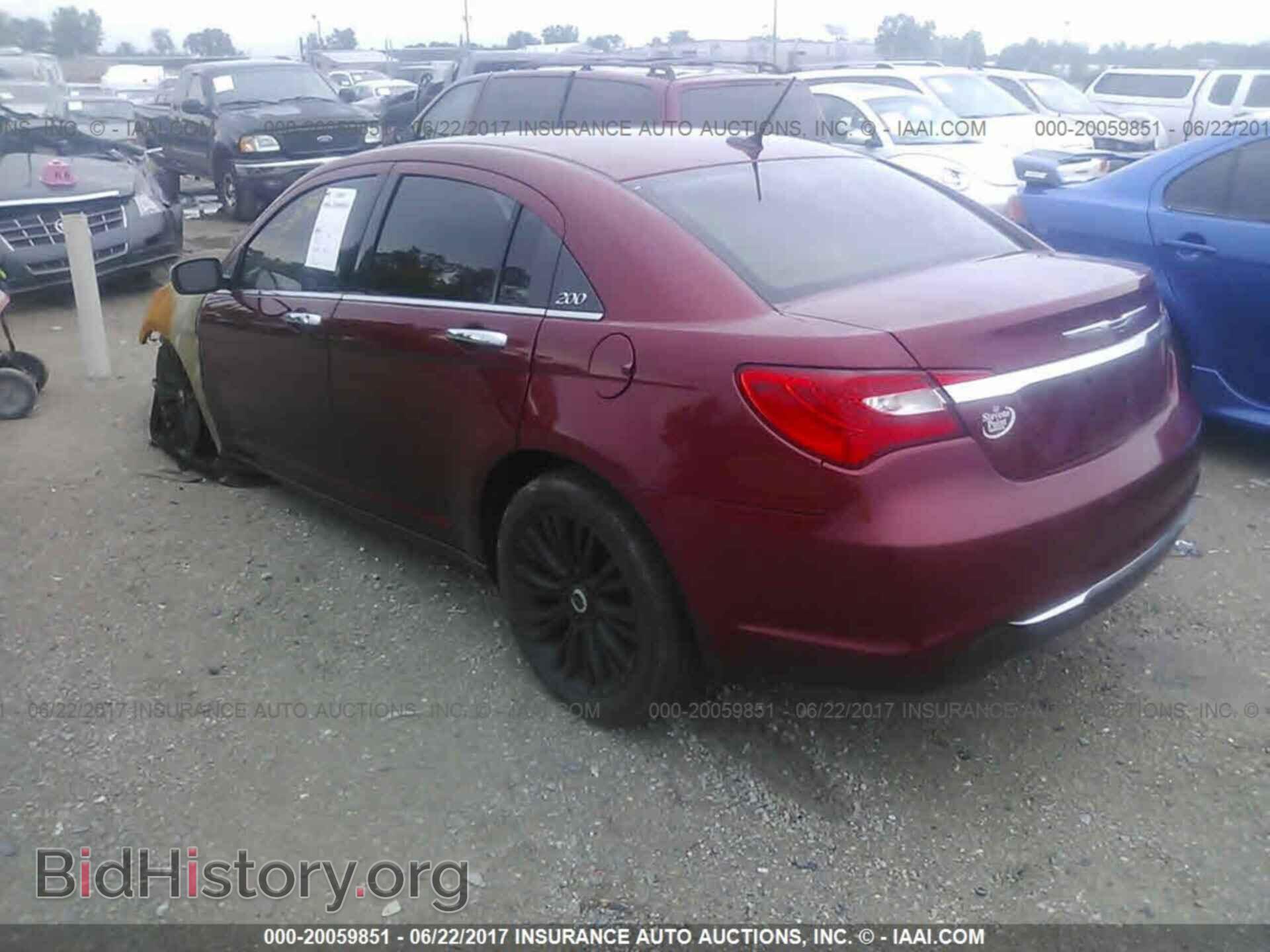 2012 Chrysler 200 - VIN: 1C3CCBCB5CN298618 - Photo 3