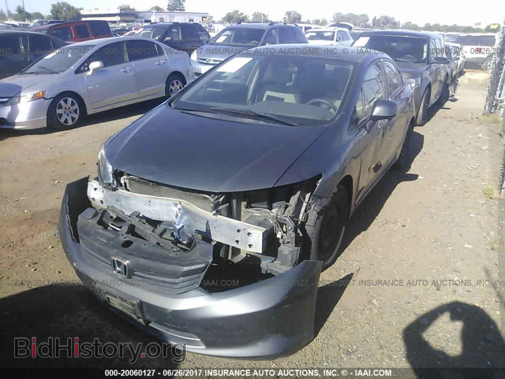 2012 Honda Civic - VIN: 2HGFB2F5XCH562699 - Фото 2