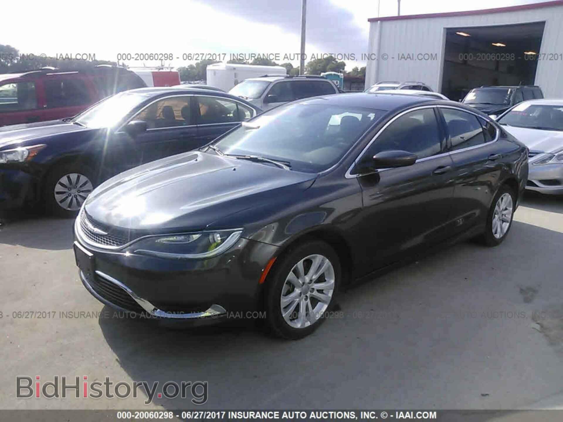 2015 Chrysler 200 - VIN: 1C3CCCAG0FN739385 - Фото 2