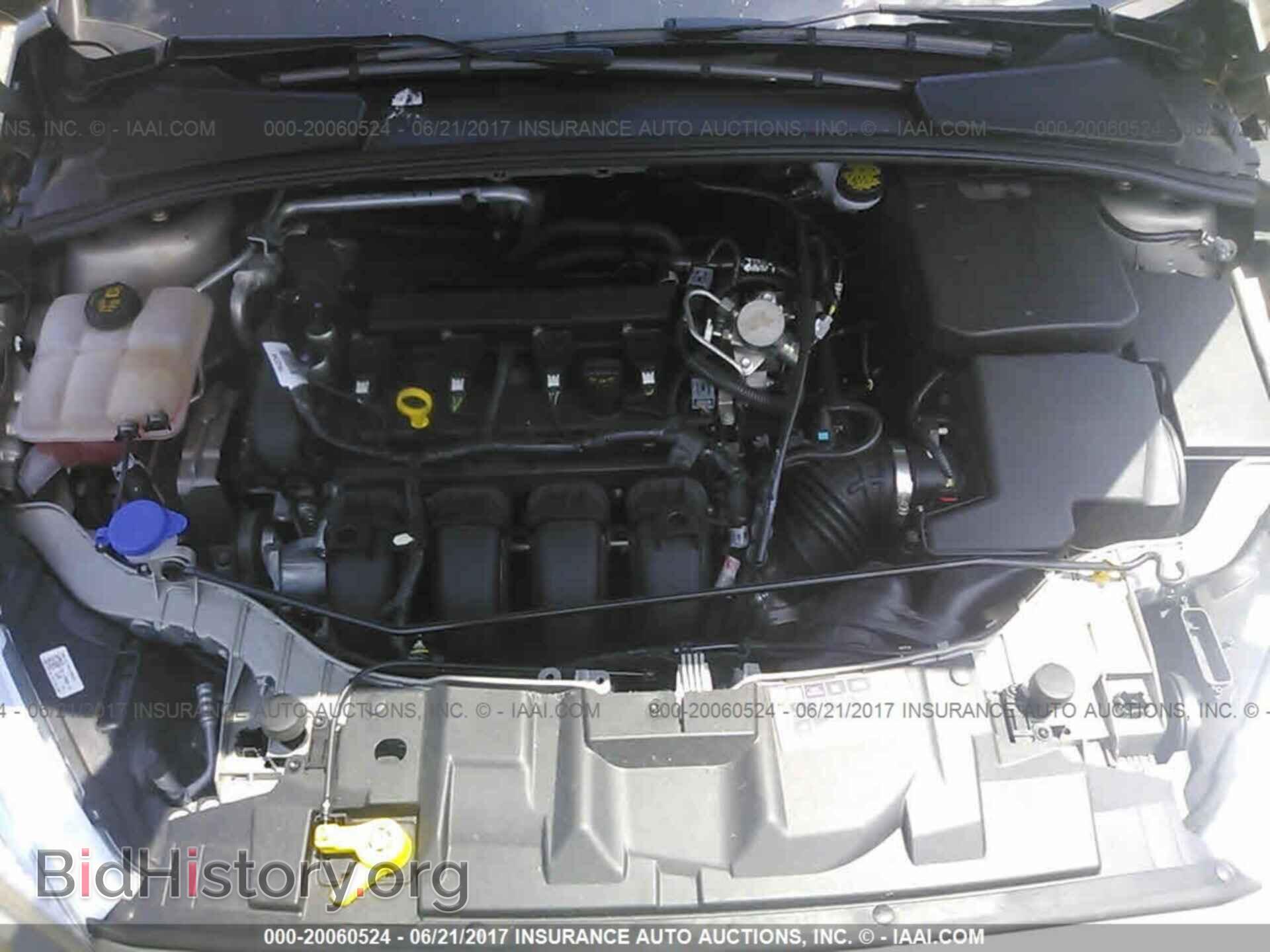 2016 Ford Focus - VIN: 1FADP3F21GL359220 - Photo 10