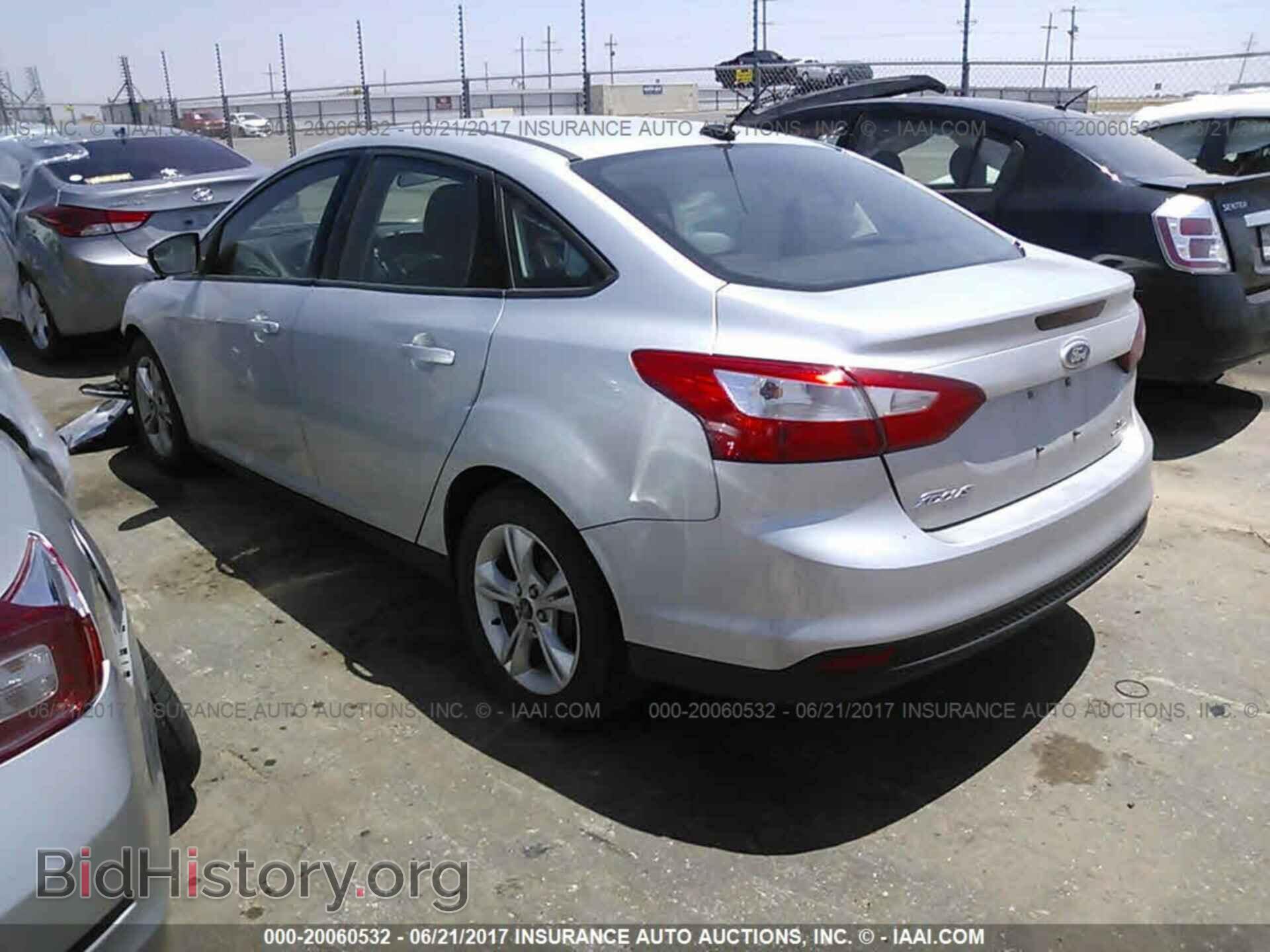 2014 Ford Focus - VIN: 1FADP3F2XEL437524 - Фото 3