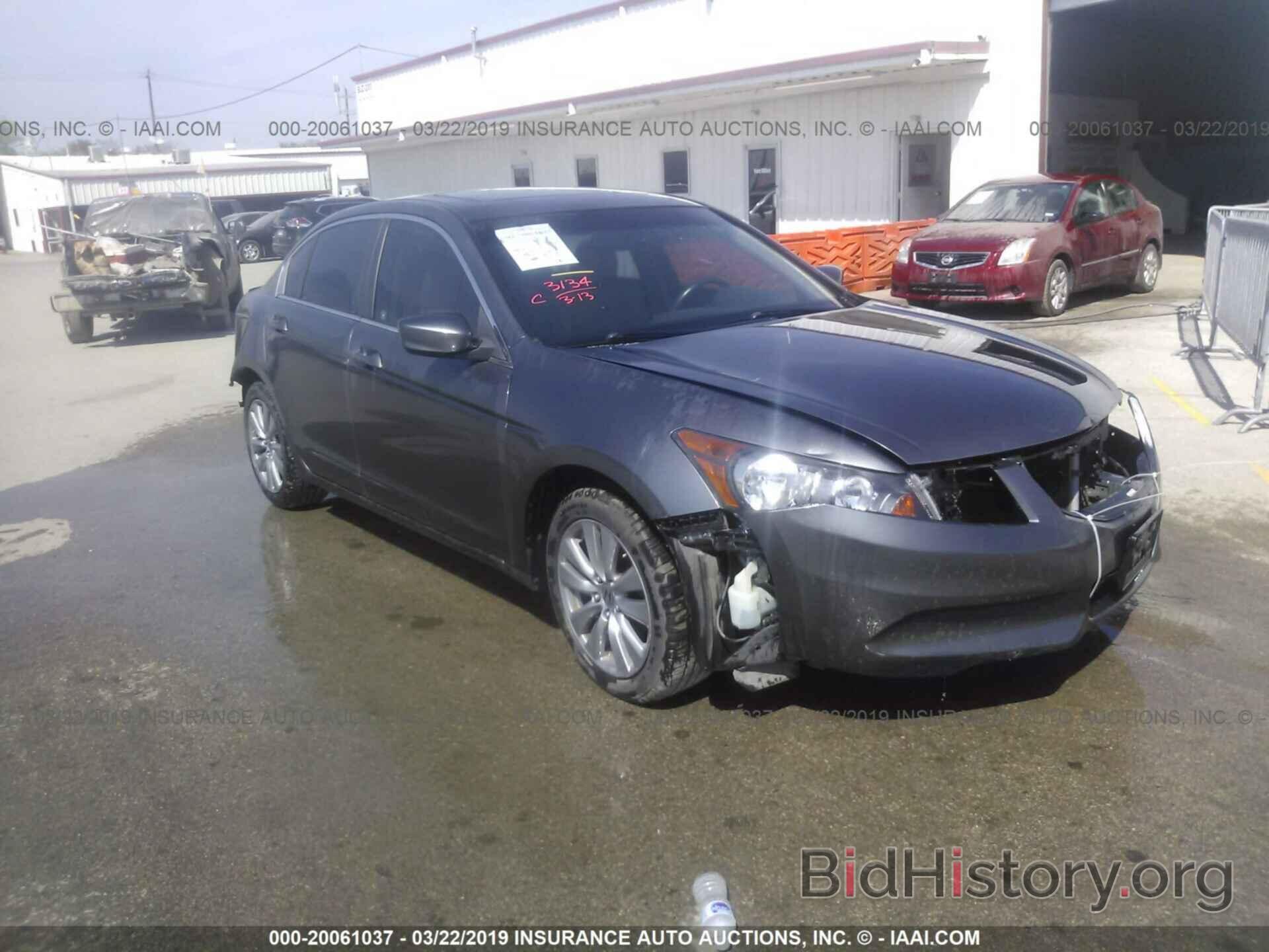 Photo 1HGCP2F82CA045622 - HONDA ACCORD 2012