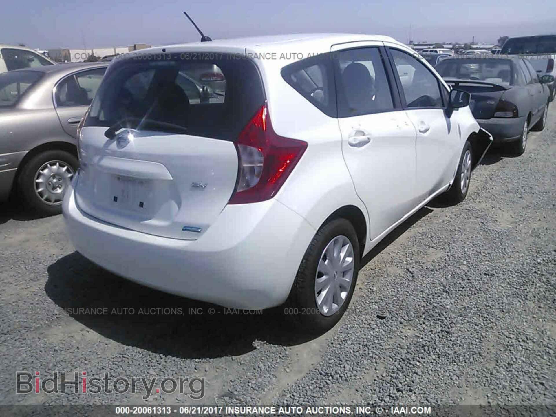 2015 Nissan Versa note - VIN: 3N1CE2CP6FL383881 - Фото 4